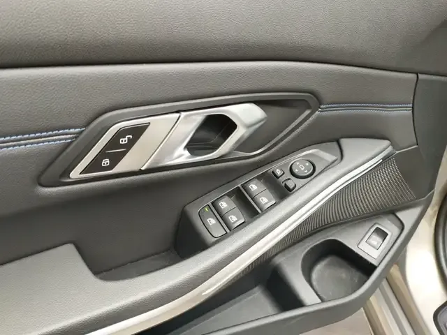 BMW 340