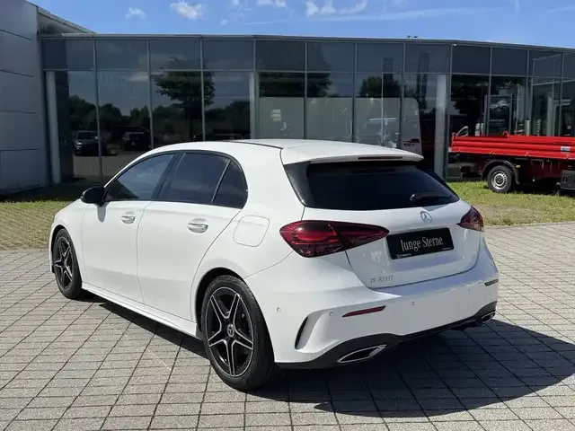 Mercedes-Benz A 200