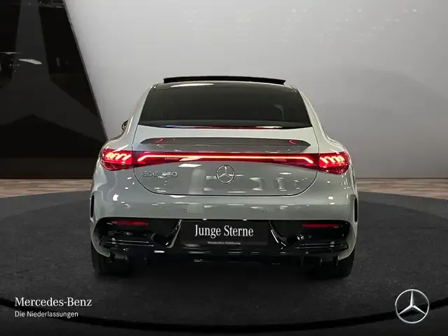 Mercedes-Benz EQE 350
