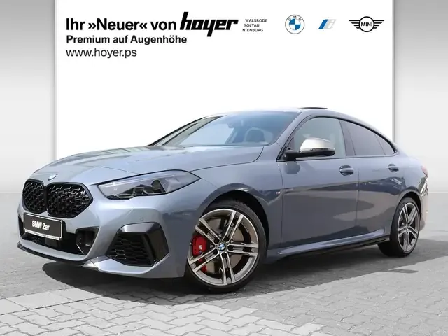 BMW 235