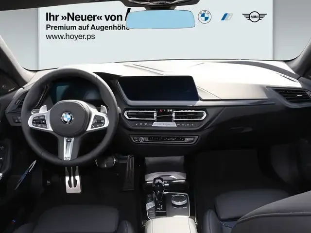 BMW 235