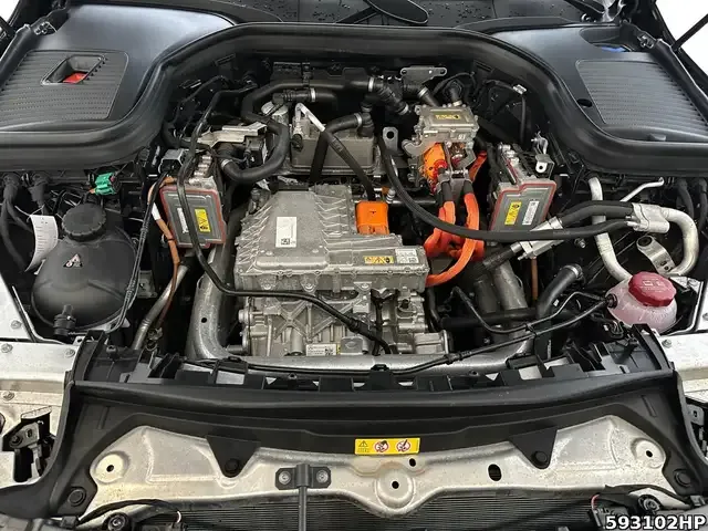 Mercedes-Benz EQC 400