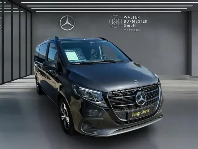 Mercedes-Benz V 250