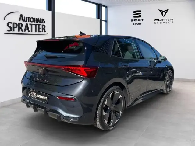 CUPRA Born