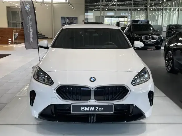BMW 220