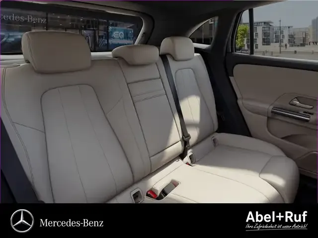 Mercedes-Benz EQA 250