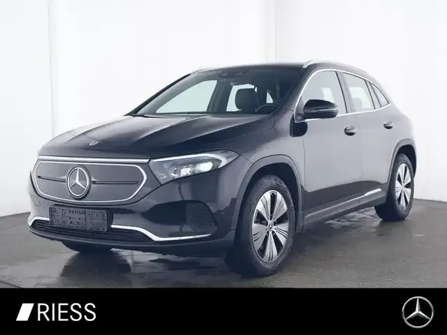 Mercedes-Benz EQA 300