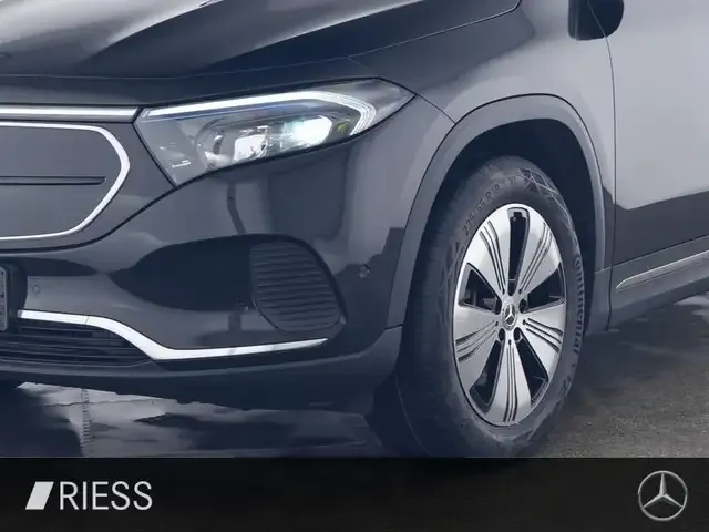 Mercedes-Benz EQA 300