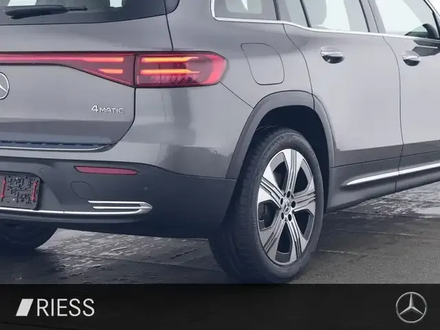 Mercedes-Benz EQB 350