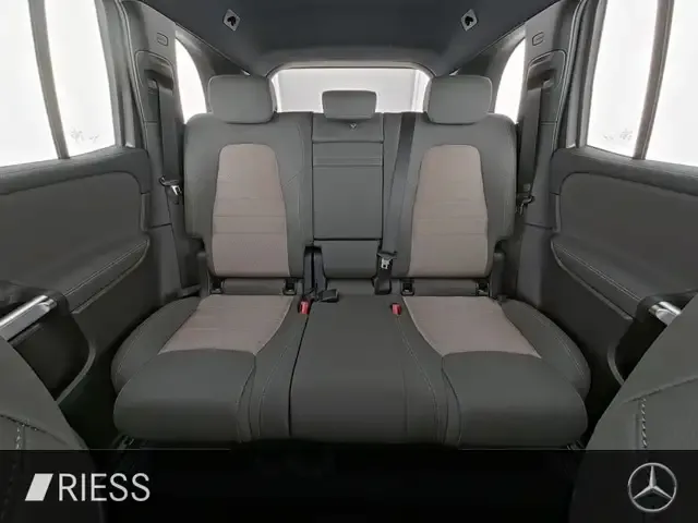 Mercedes-Benz EQB 350
