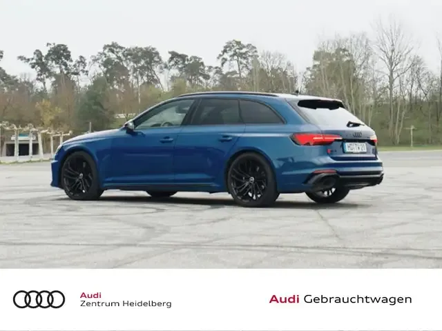 Audi RS4