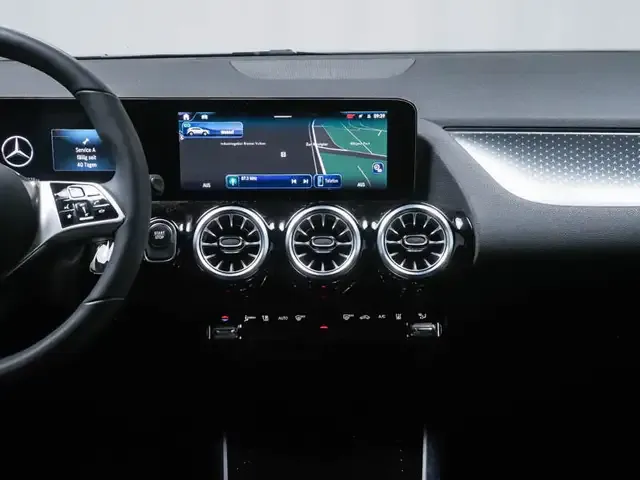 Mercedes-Benz EQA 350