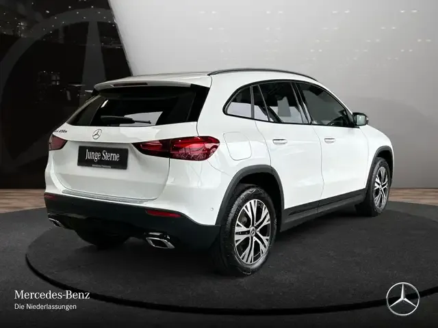 Mercedes-Benz GLA 250