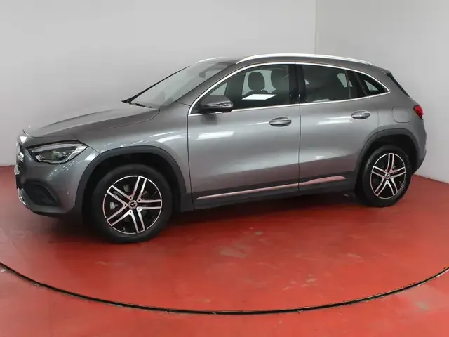 Mercedes-Benz GLA 250