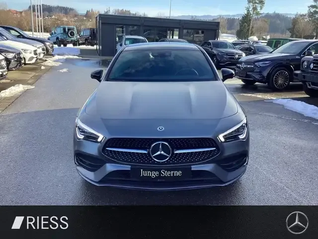 Mercedes-Benz CLA 250