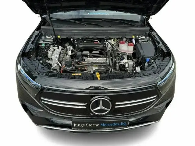 Mercedes-Benz EQB 250
