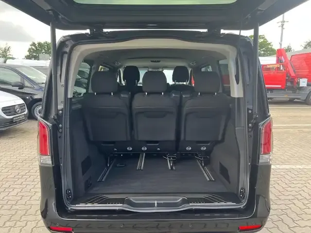 Mercedes-Benz V 250