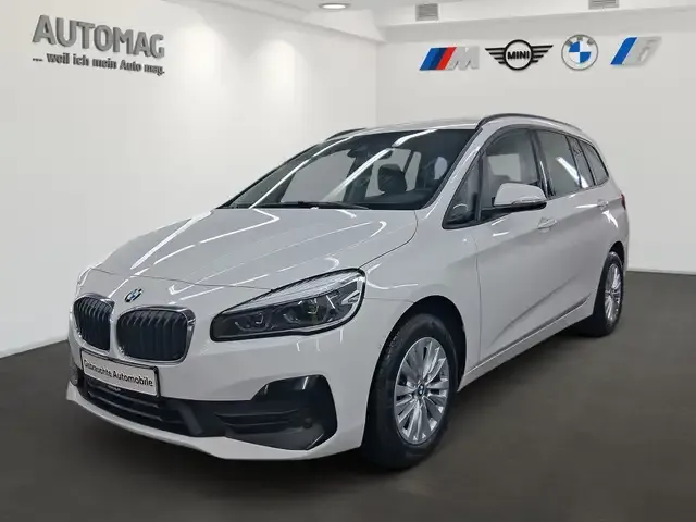 BMW 218