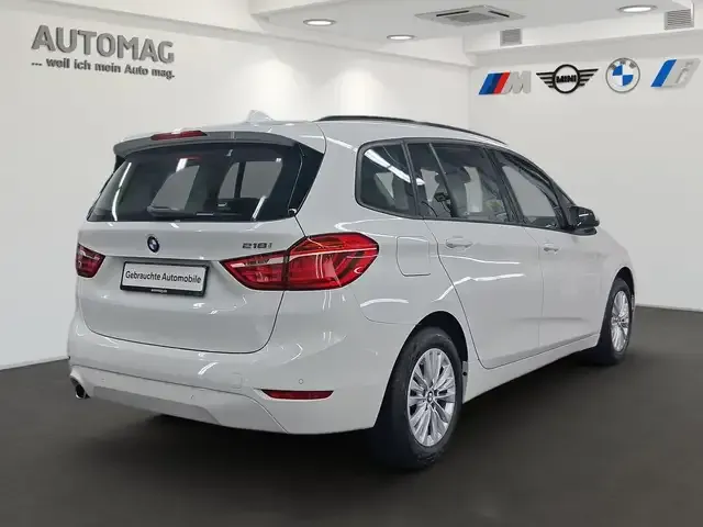 BMW 218