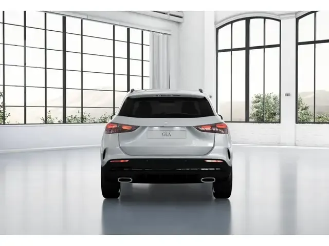 Mercedes-Benz GLA 250