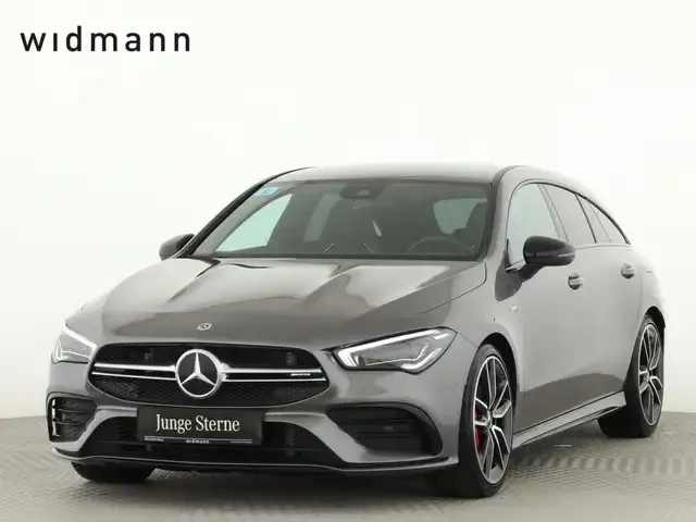 Mercedes-Benz CLA 35 AMG