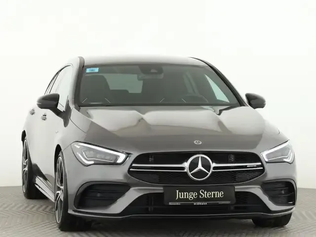 Mercedes-Benz CLA 35 AMG