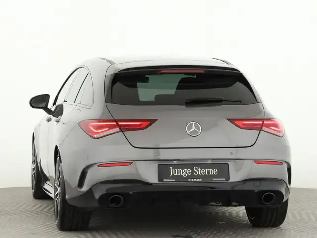 Mercedes-Benz CLA 35 AMG
