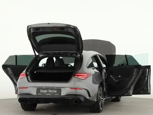 Mercedes-Benz CLA 35 AMG