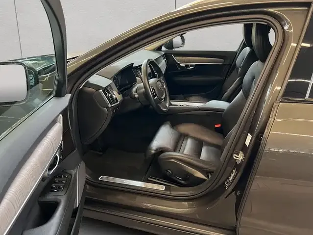 Volvo V90 Cross Country