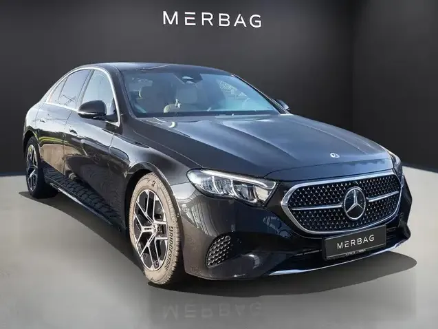 Mercedes-Benz E 200