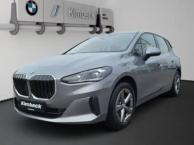 BMW 220
