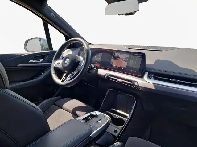 BMW 216