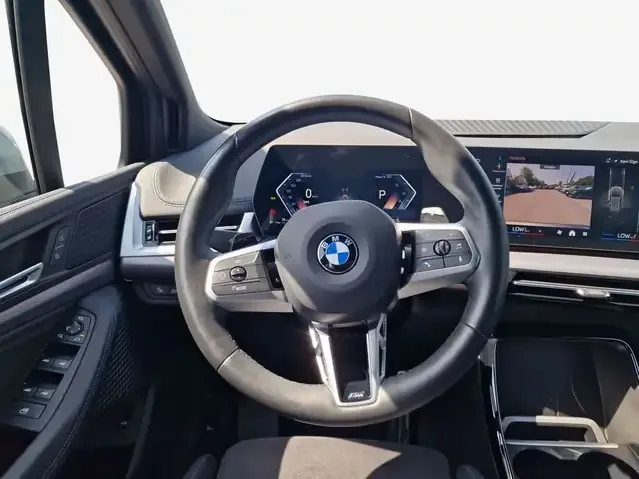 BMW 216
