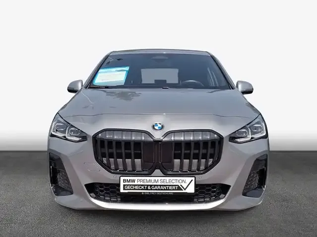 BMW 216
