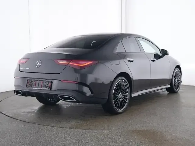 Mercedes-Benz CLA 250