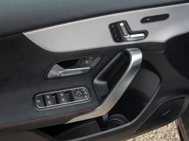 Mercedes-Benz A 45 AMG