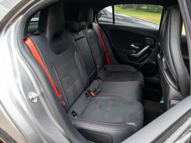 Mercedes-Benz A 45 AMG