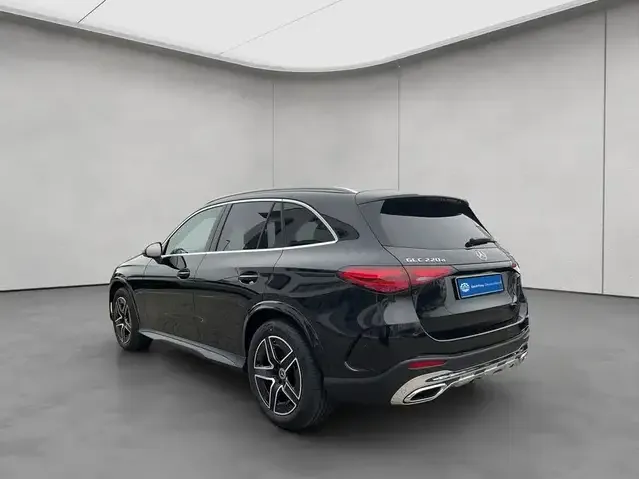 Mercedes-Benz GLC 220