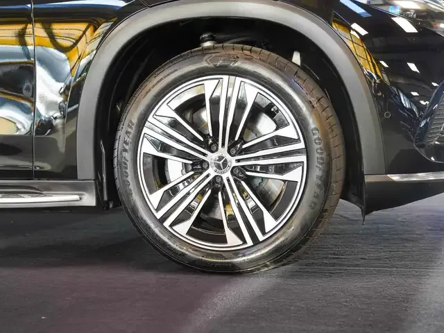 Mercedes-Benz EQS SUV