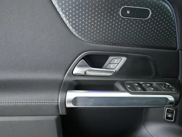 Mercedes-Benz GLB 250