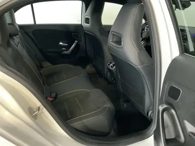 Mercedes-Benz A 45 AMG