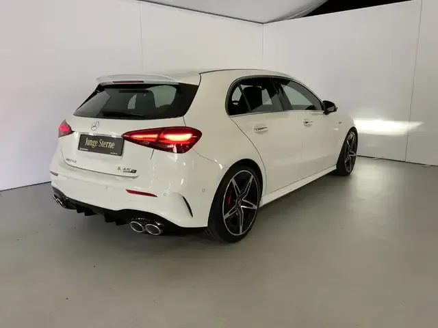 Mercedes-Benz A 45 AMG