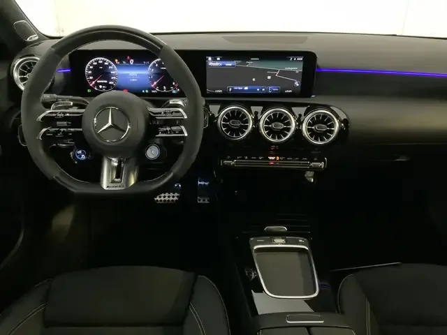 Mercedes-Benz A 45 AMG