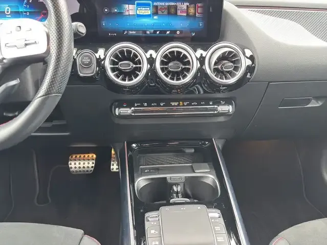 Mercedes-Benz GLA 250