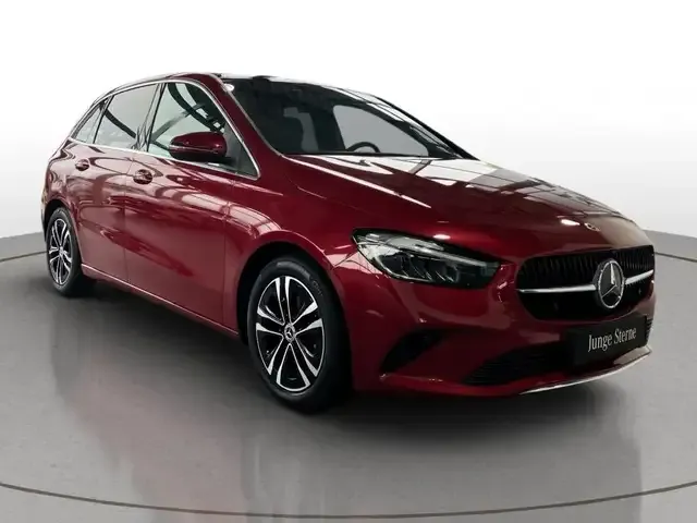 Mercedes-Benz B 220