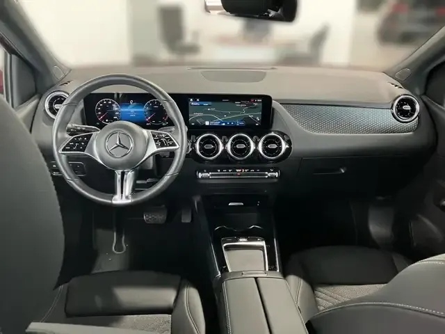 Mercedes-Benz B 220