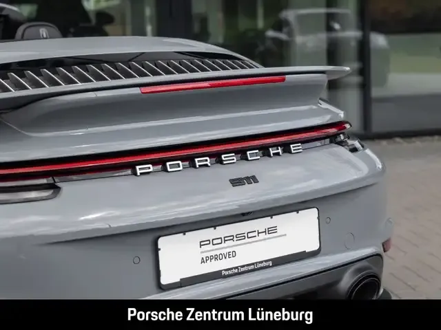 Porsche 992