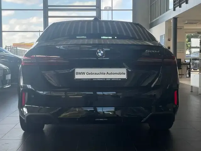 BMW 520