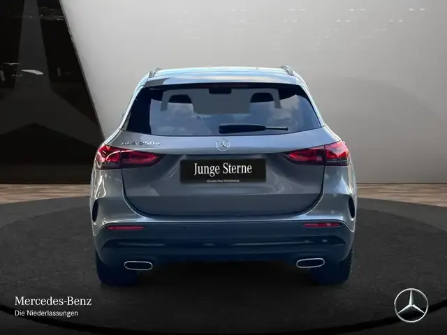 Mercedes-Benz GLA 250