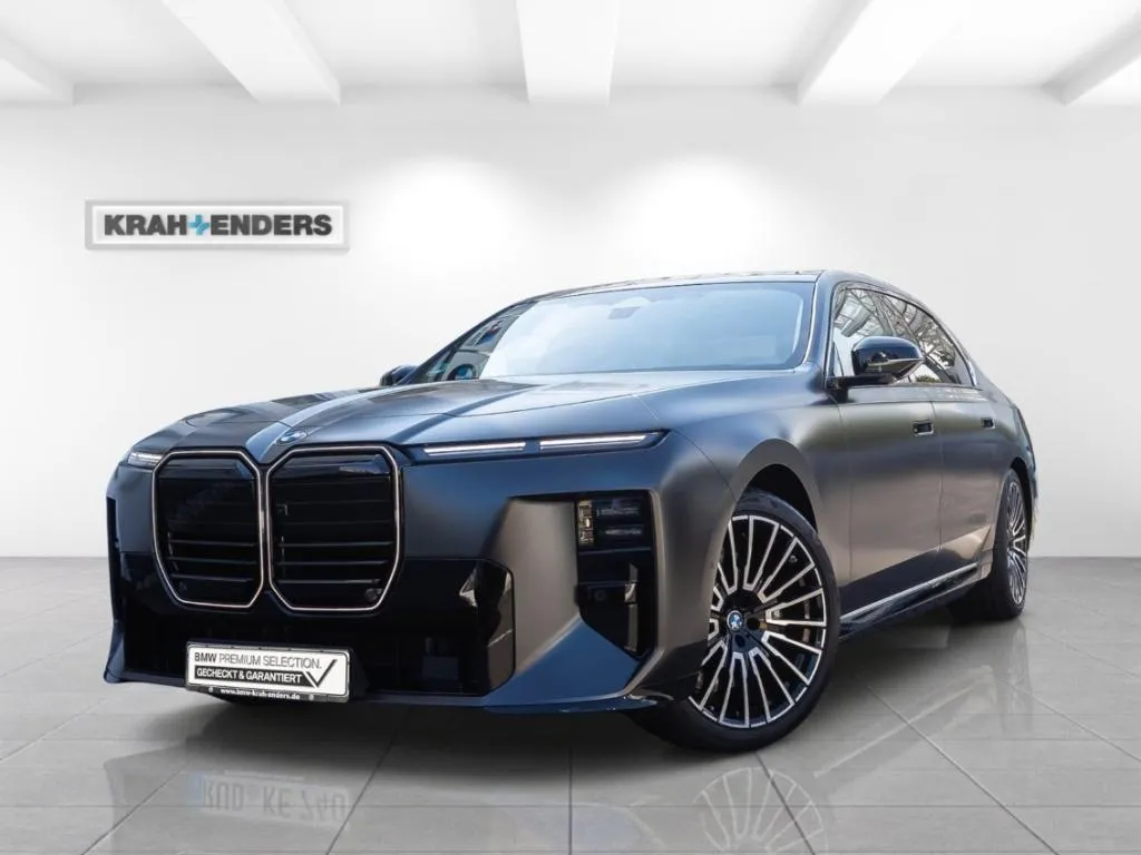 BMW 740